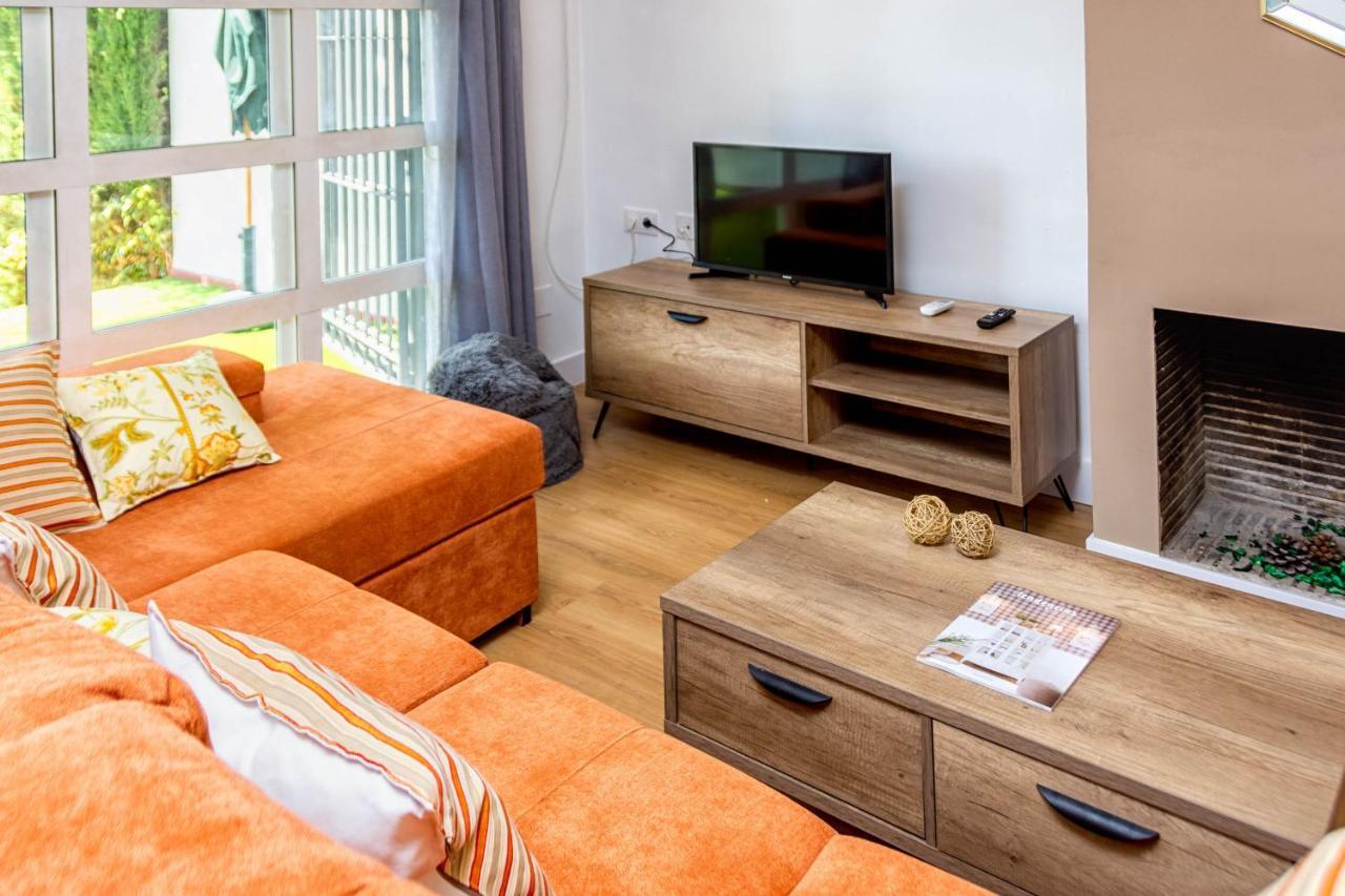Wintowinrentals Townhouse, Pool & Beach Marbella Bagian luar foto